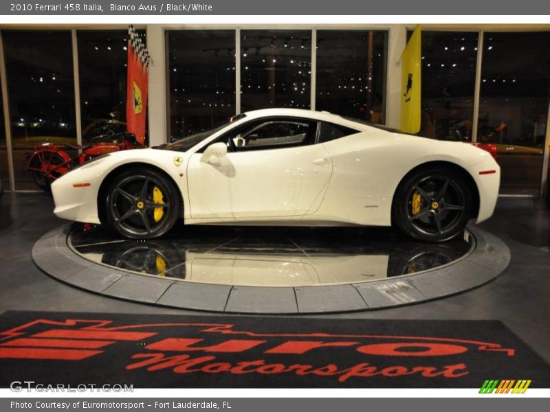 Bianco Avus / Black/White 2010 Ferrari 458 Italia