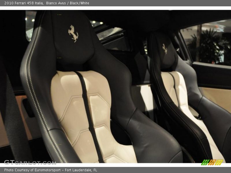  2010 458 Italia Black/White Interior