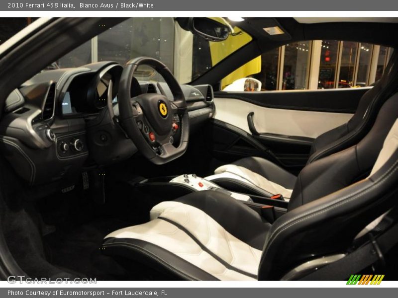  2010 458 Italia Black/White Interior