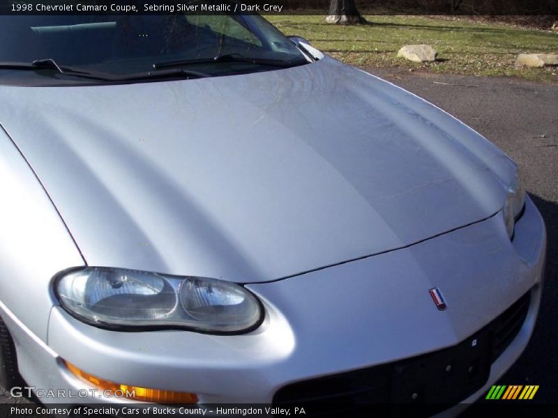 Sebring Silver Metallic / Dark Grey 1998 Chevrolet Camaro Coupe