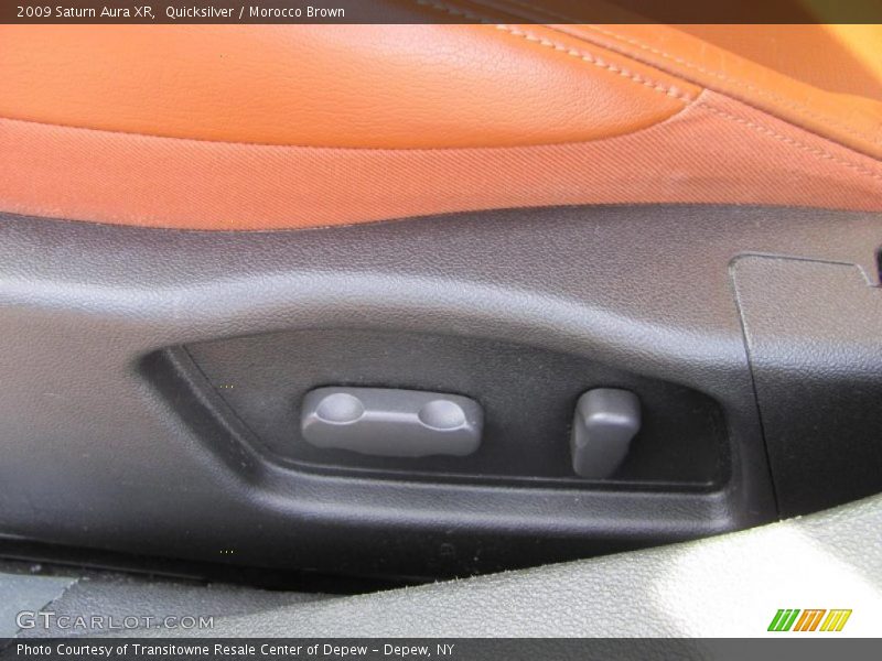Quicksilver / Morocco Brown 2009 Saturn Aura XR