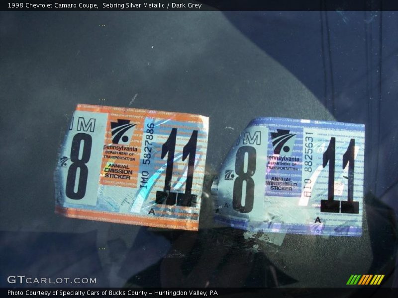 Sebring Silver Metallic / Dark Grey 1998 Chevrolet Camaro Coupe