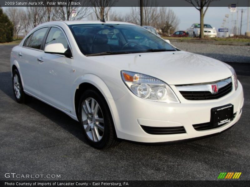 Polar White / Black 2009 Saturn Aura XR