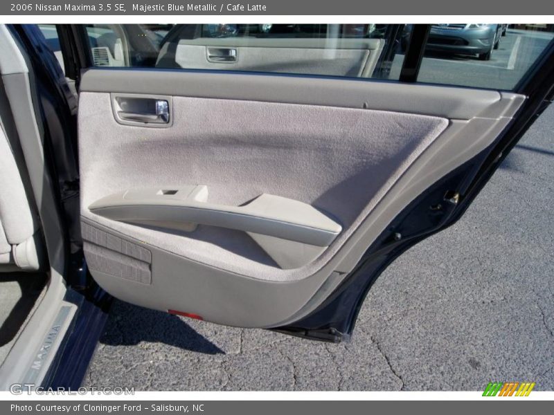 Majestic Blue Metallic / Cafe Latte 2006 Nissan Maxima 3.5 SE