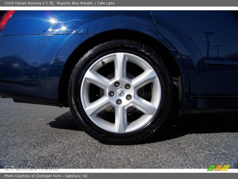 Majestic Blue Metallic / Cafe Latte 2006 Nissan Maxima 3.5 SE