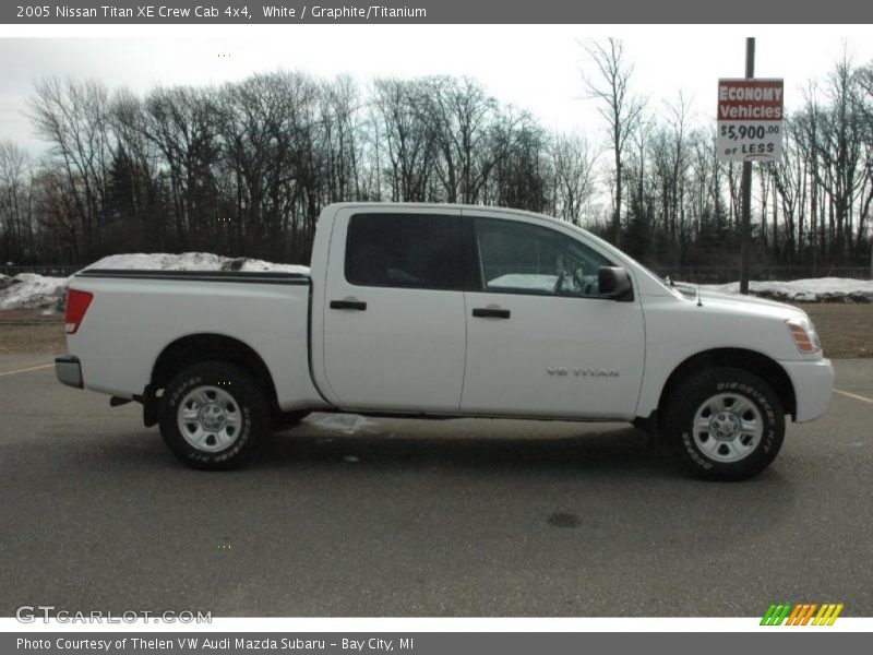 White / Graphite/Titanium 2005 Nissan Titan XE Crew Cab 4x4