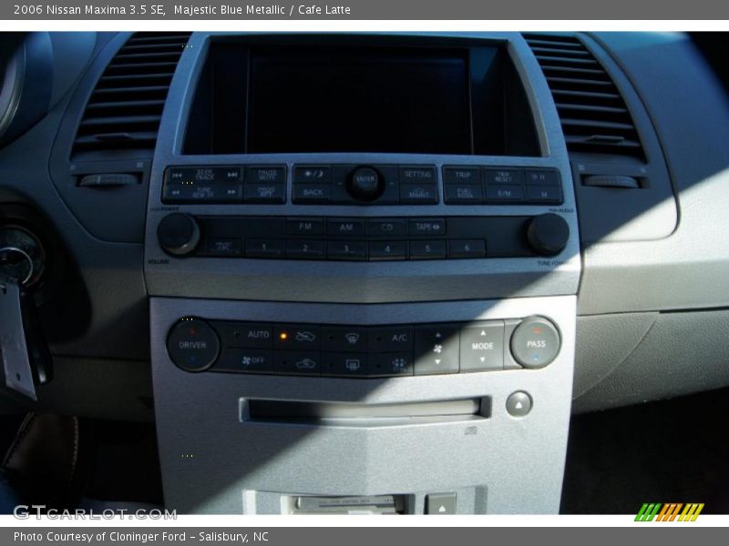 Majestic Blue Metallic / Cafe Latte 2006 Nissan Maxima 3.5 SE