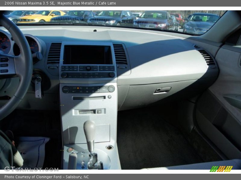 Majestic Blue Metallic / Cafe Latte 2006 Nissan Maxima 3.5 SE