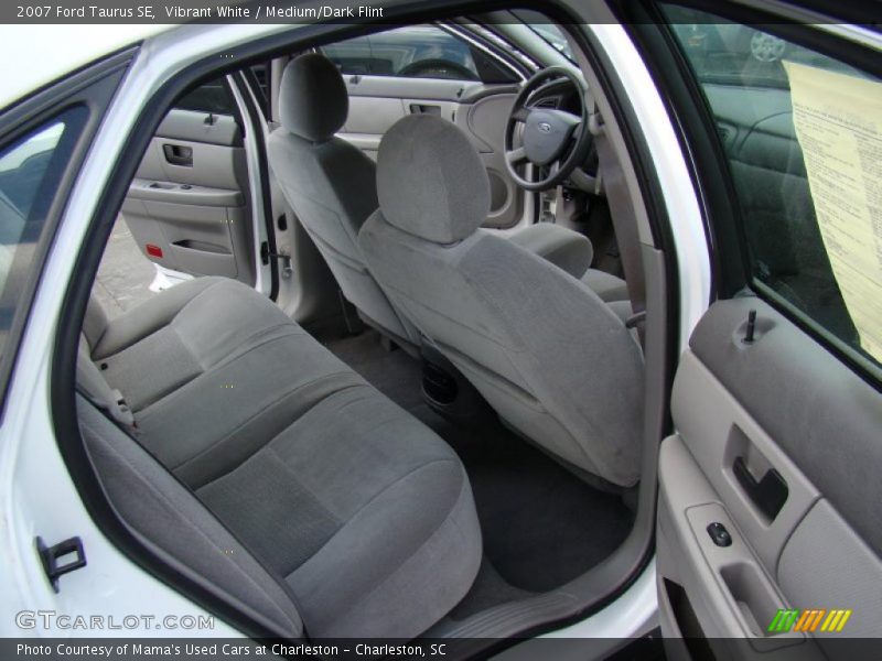 Vibrant White / Medium/Dark Flint 2007 Ford Taurus SE