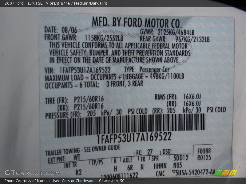 Vibrant White / Medium/Dark Flint 2007 Ford Taurus SE