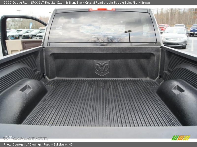 Brilliant Black Crystal Pearl / Light Pebble Beige/Bark Brown 2009 Dodge Ram 1500 SLT Regular Cab