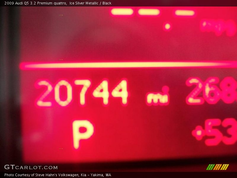 Ice Silver Metallic / Black 2009 Audi Q5 3.2 Premium quattro