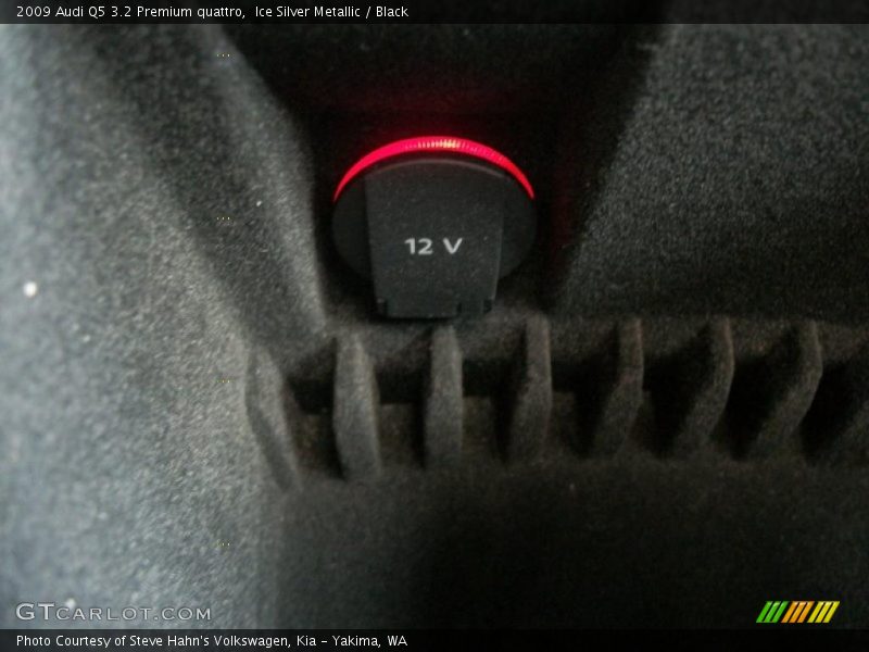 Ice Silver Metallic / Black 2009 Audi Q5 3.2 Premium quattro