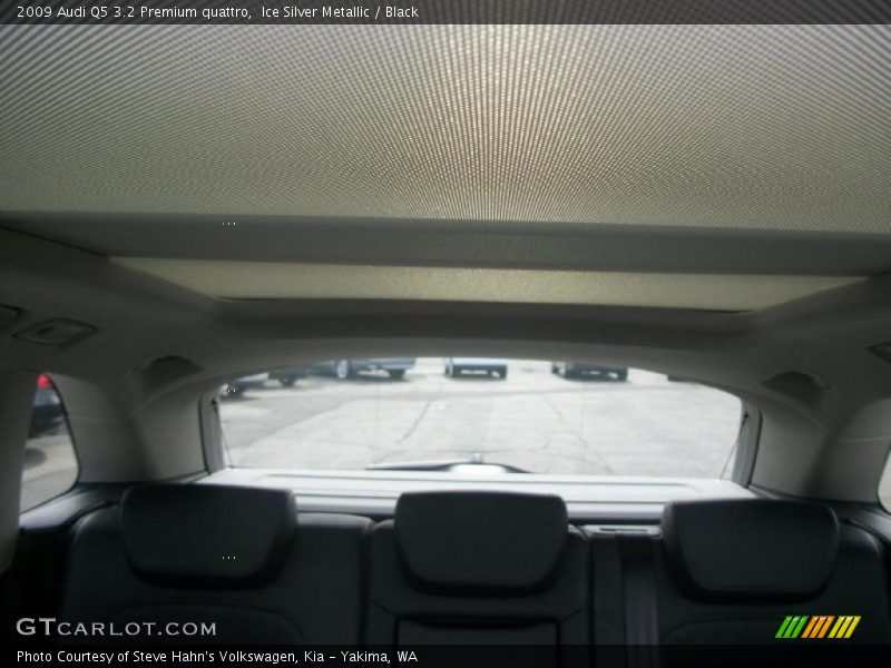 Sunroof of 2009 Q5 3.2 Premium quattro