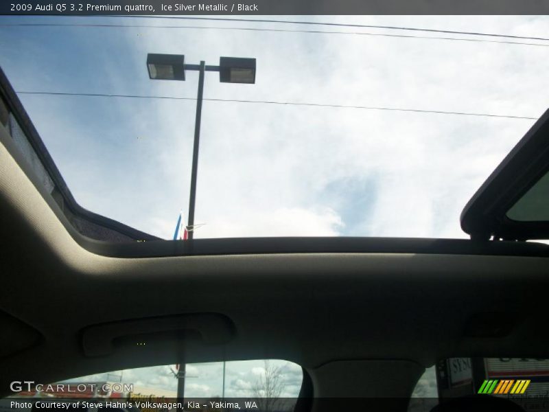 Sunroof of 2009 Q5 3.2 Premium quattro