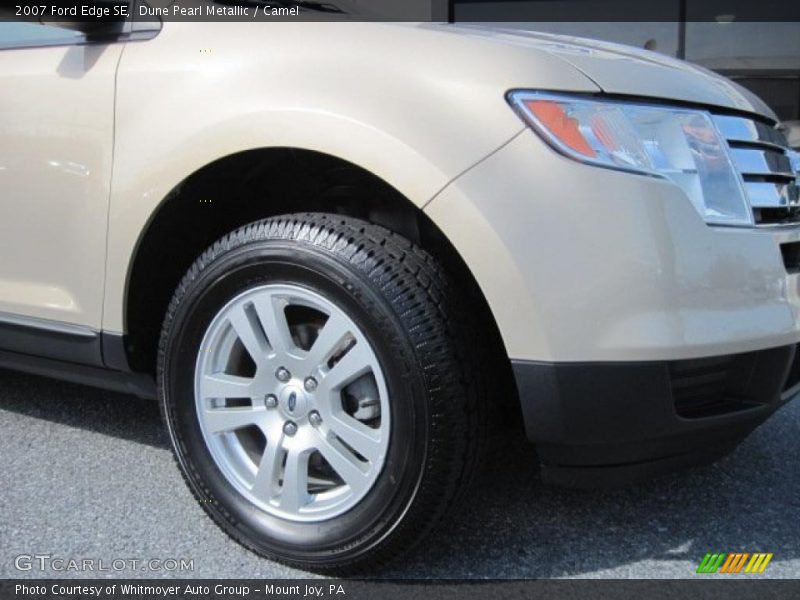 Dune Pearl Metallic / Camel 2007 Ford Edge SE