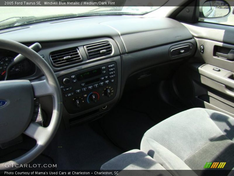 Windveil Blue Metallic / Medium/Dark Flint 2005 Ford Taurus SE
