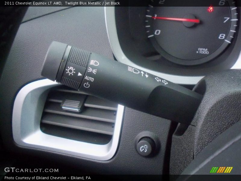 Twilight Blue Metallic / Jet Black 2011 Chevrolet Equinox LT AWD