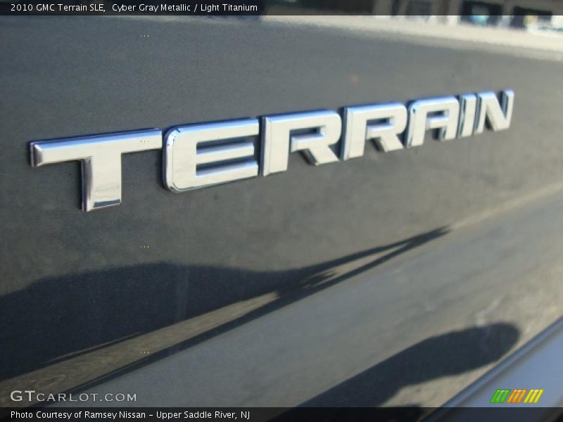 Cyber Gray Metallic / Light Titanium 2010 GMC Terrain SLE
