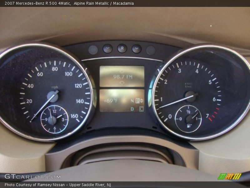  2007 R 500 4Matic 500 4Matic Gauges
