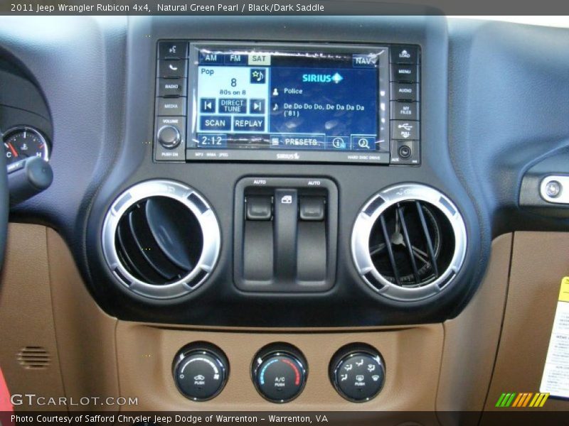Controls of 2011 Wrangler Rubicon 4x4