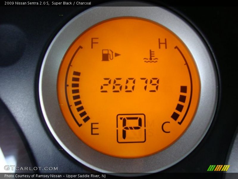 Super Black / Charcoal 2009 Nissan Sentra 2.0 S