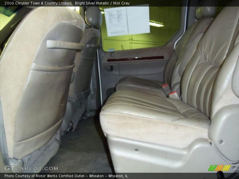 Bright Silver Metallic / Mist Gray 2000 Chrysler Town & Country Limited