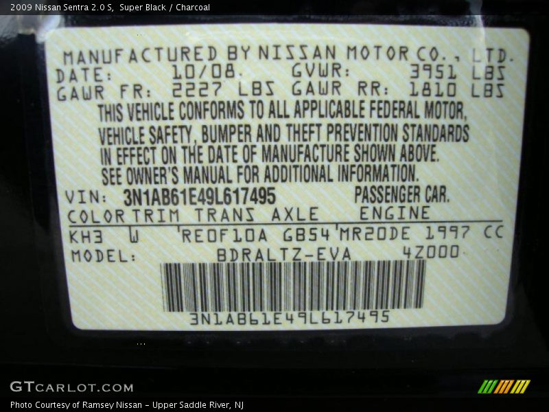 Super Black / Charcoal 2009 Nissan Sentra 2.0 S