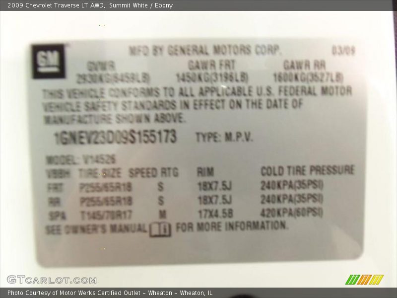 Summit White / Ebony 2009 Chevrolet Traverse LT AWD