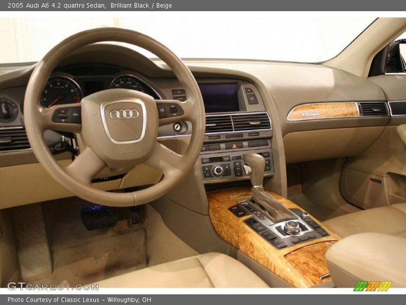 Dashboard of 2005 A6 4.2 quattro Sedan