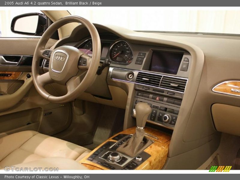 Dashboard of 2005 A6 4.2 quattro Sedan