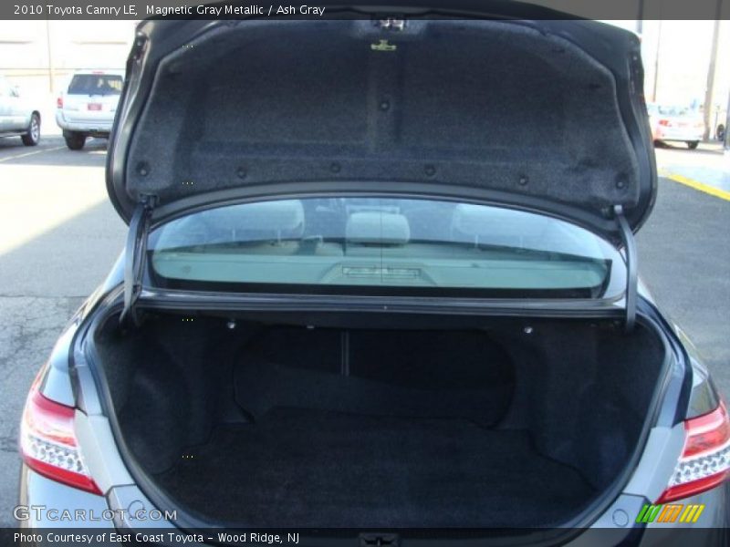 Magnetic Gray Metallic / Ash Gray 2010 Toyota Camry LE