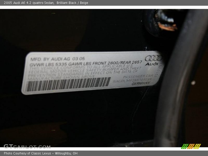 Brilliant Black / Beige 2005 Audi A6 4.2 quattro Sedan