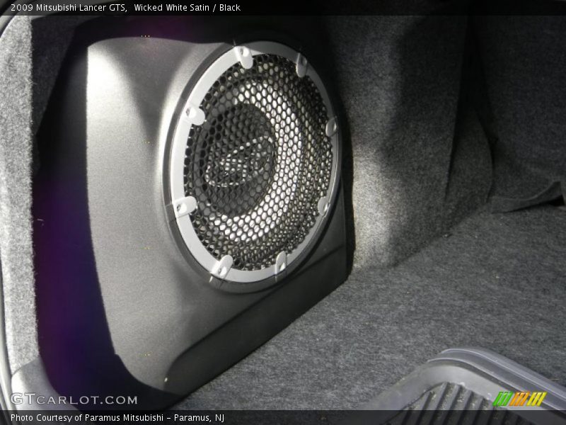 Wicked White Satin / Black 2009 Mitsubishi Lancer GTS
