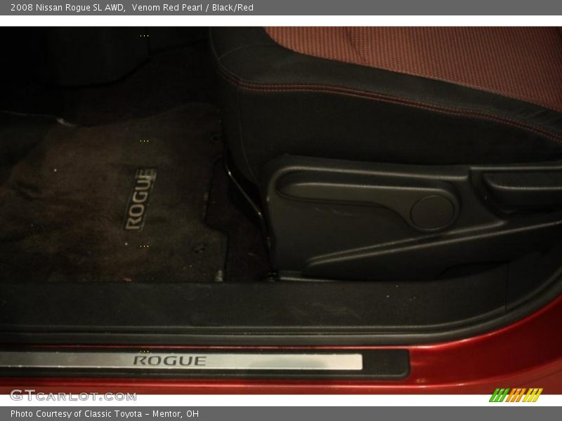 Venom Red Pearl / Black/Red 2008 Nissan Rogue SL AWD