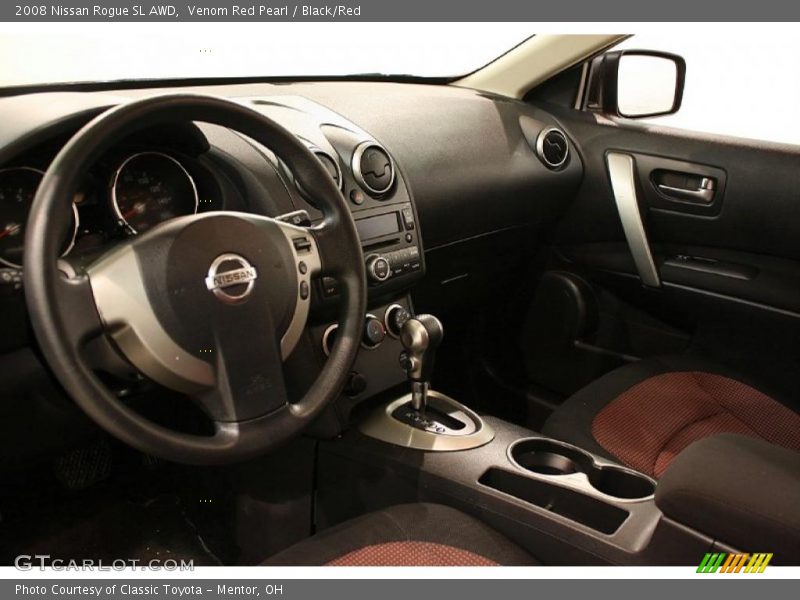 Dashboard of 2008 Rogue SL AWD