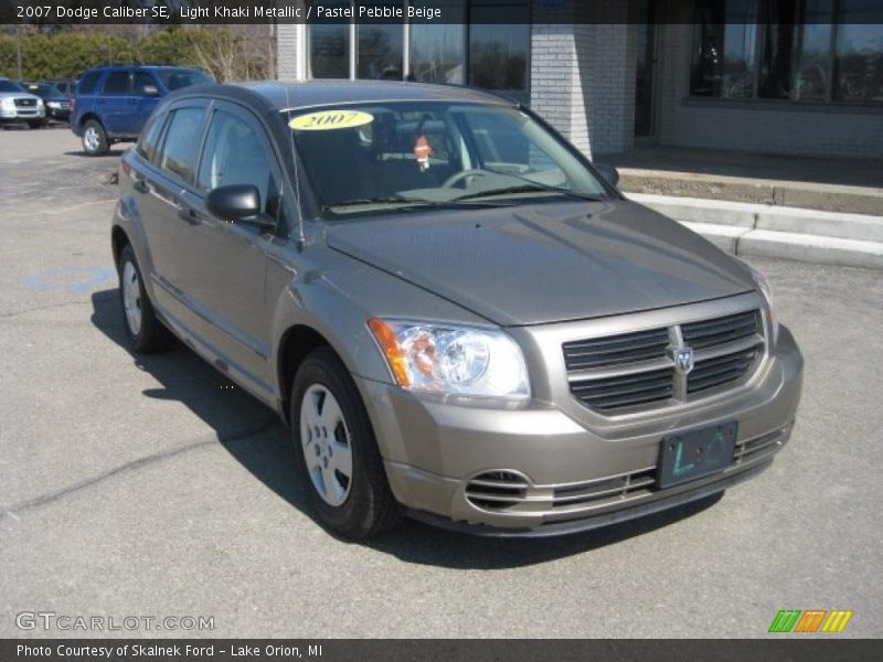 Light Khaki Metallic / Pastel Pebble Beige 2007 Dodge Caliber SE