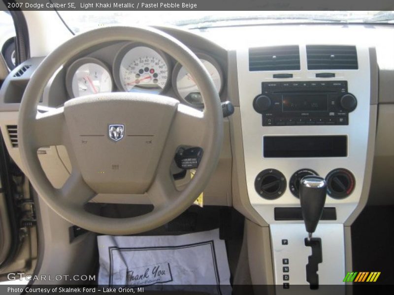 Light Khaki Metallic / Pastel Pebble Beige 2007 Dodge Caliber SE