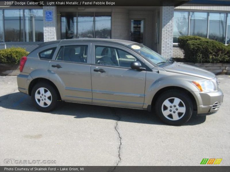 Light Khaki Metallic / Pastel Pebble Beige 2007 Dodge Caliber SE