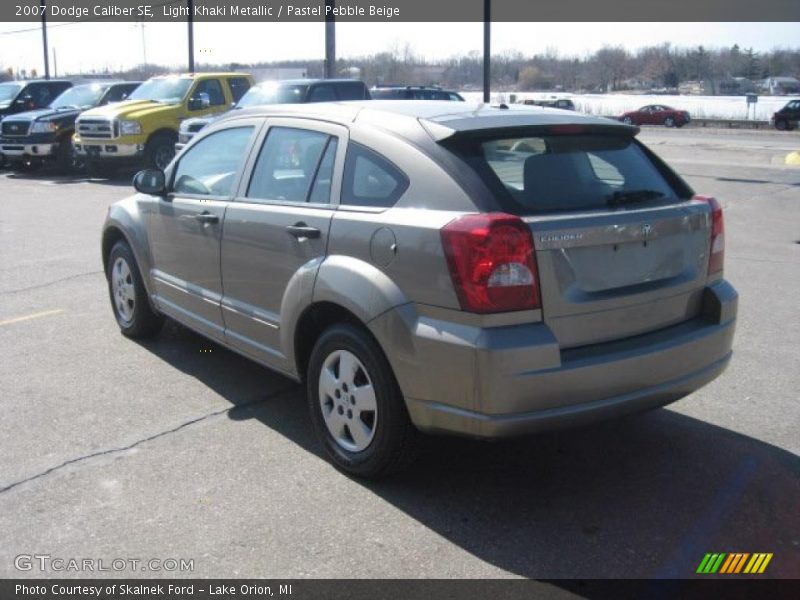 Light Khaki Metallic / Pastel Pebble Beige 2007 Dodge Caliber SE