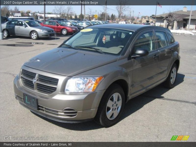 Light Khaki Metallic / Pastel Pebble Beige 2007 Dodge Caliber SE