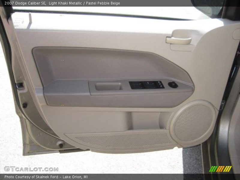 Light Khaki Metallic / Pastel Pebble Beige 2007 Dodge Caliber SE