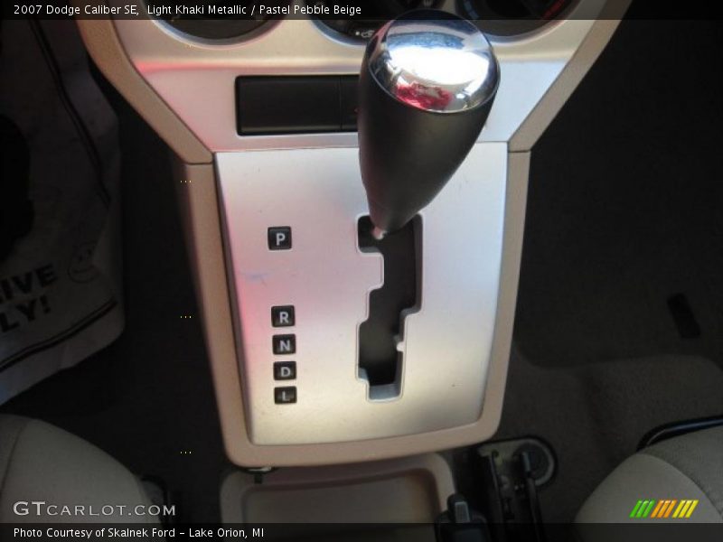 Light Khaki Metallic / Pastel Pebble Beige 2007 Dodge Caliber SE
