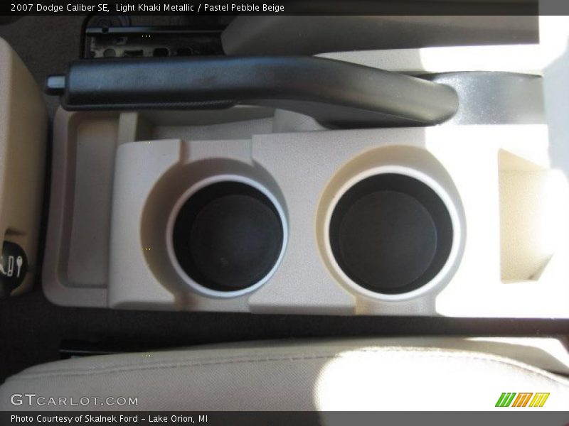 Light Khaki Metallic / Pastel Pebble Beige 2007 Dodge Caliber SE