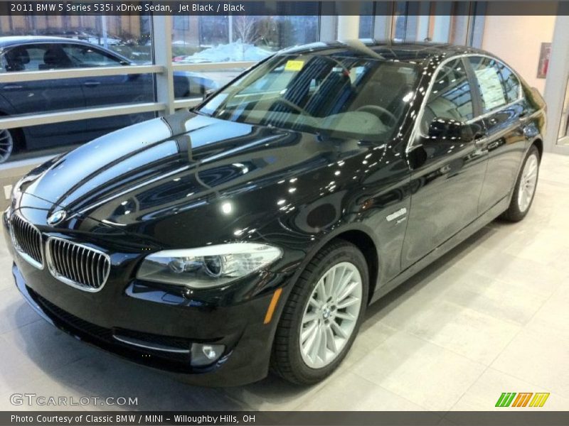 Jet Black / Black 2011 BMW 5 Series 535i xDrive Sedan