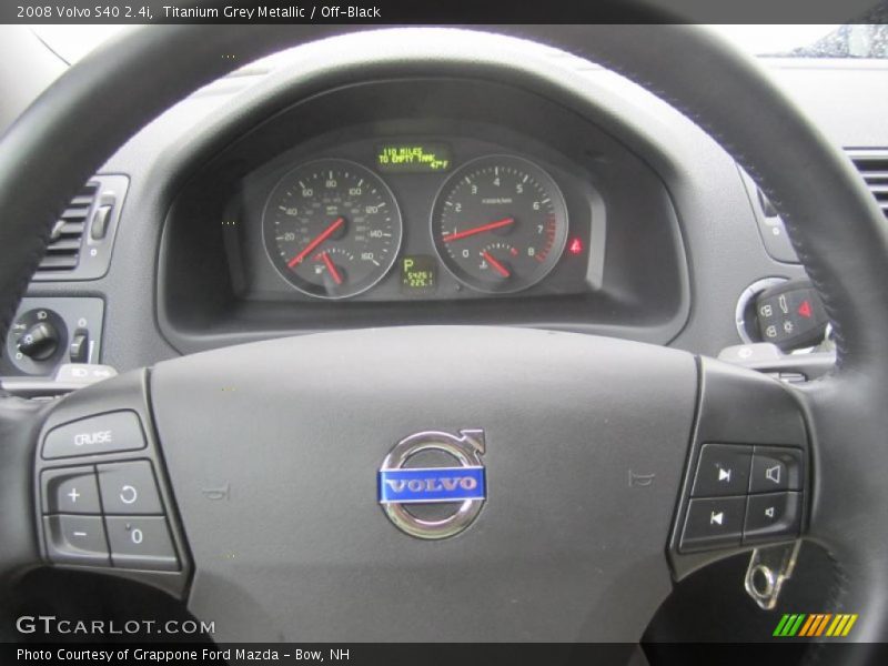 Titanium Grey Metallic / Off-Black 2008 Volvo S40 2.4i