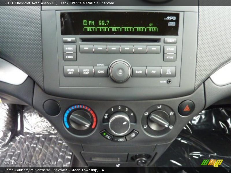 Controls of 2011 Aveo Aveo5 LT