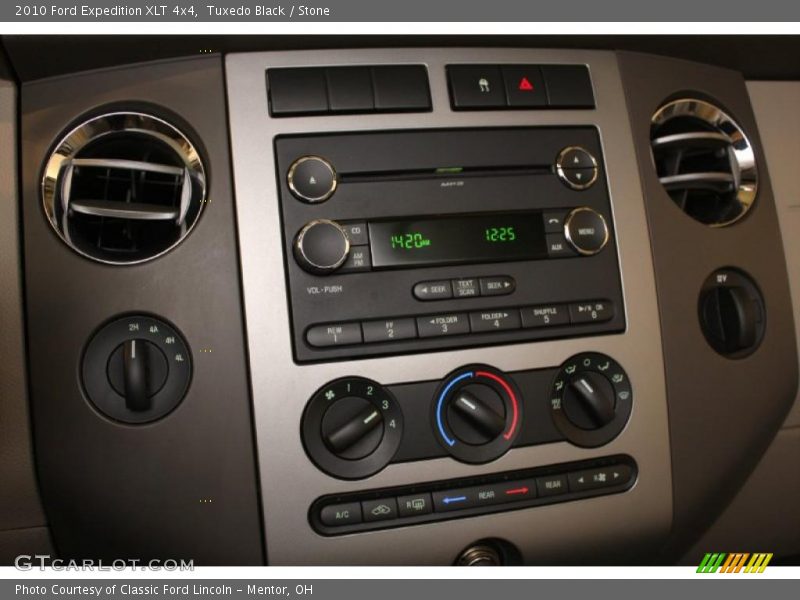 Controls of 2010 Expedition XLT 4x4