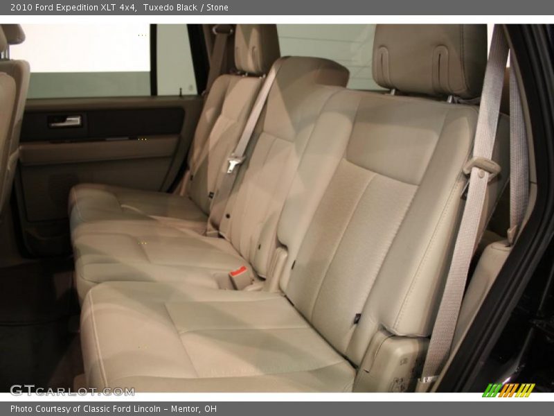 Tuxedo Black / Stone 2010 Ford Expedition XLT 4x4