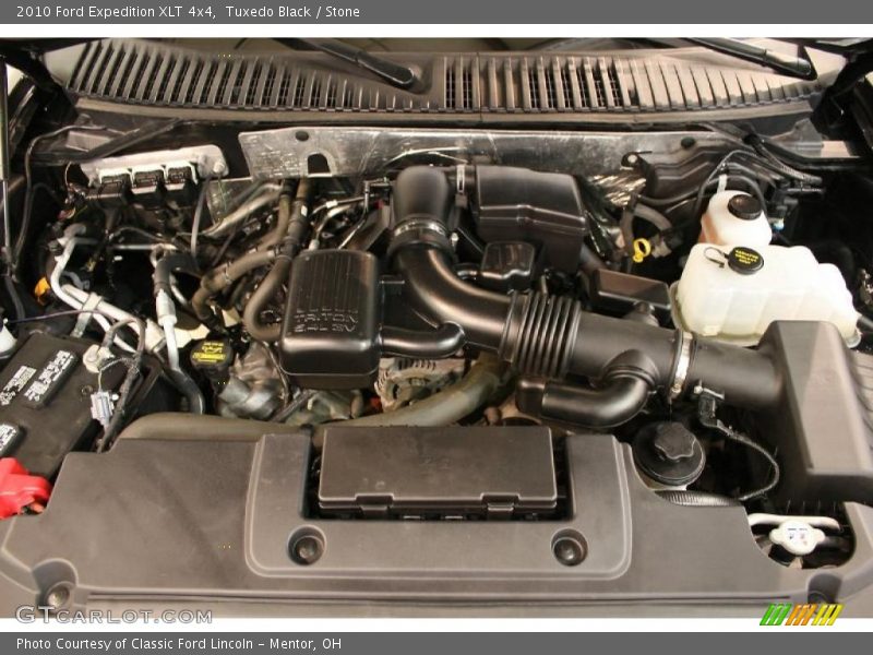  2010 Expedition XLT 4x4 Engine - 5.4 Liter Flex-Fuel SOHC 24-Valve VVT V8
